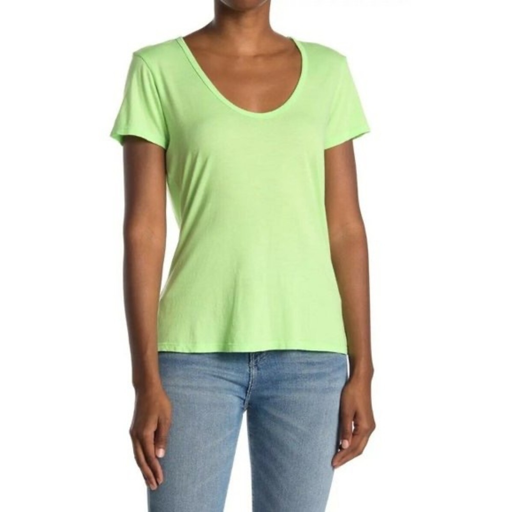 SUNDRY Pop Lime Scoop Neck T-shirt